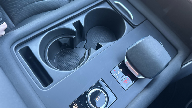 Land Rover Discovery 3.0 D250 R-Dynamic SE 5dr Auto Diesel Station Wagon